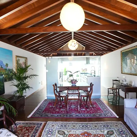 Modern Luxury Canarian House Дом отдыха Гарачико