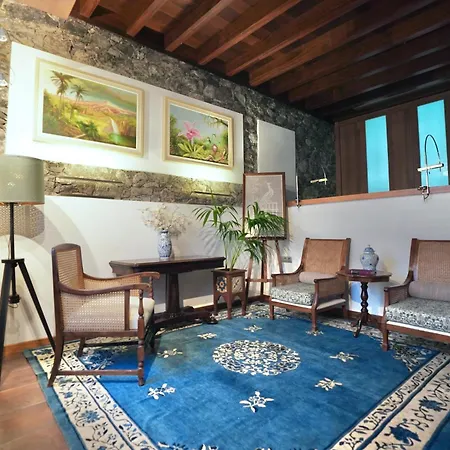 Modern Luxury Canarian House Дом отдыха *